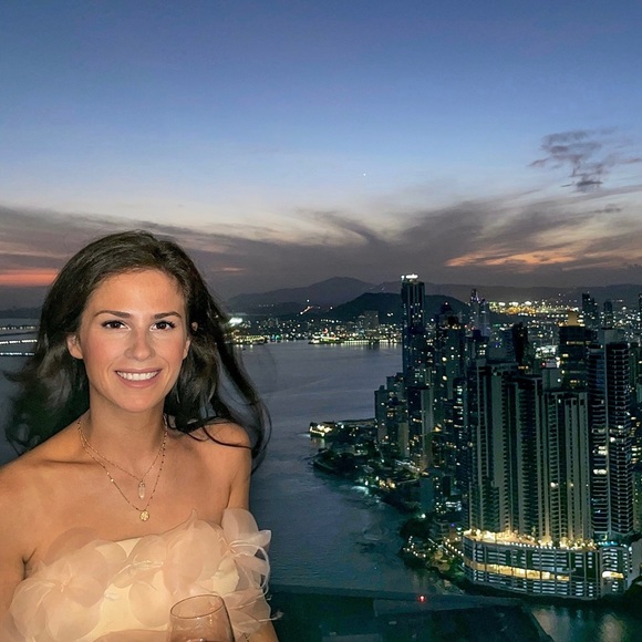 𝐌𝐲 𝐂𝐥𝐨𝐬𝐞𝐭 - Picture 1 of 3